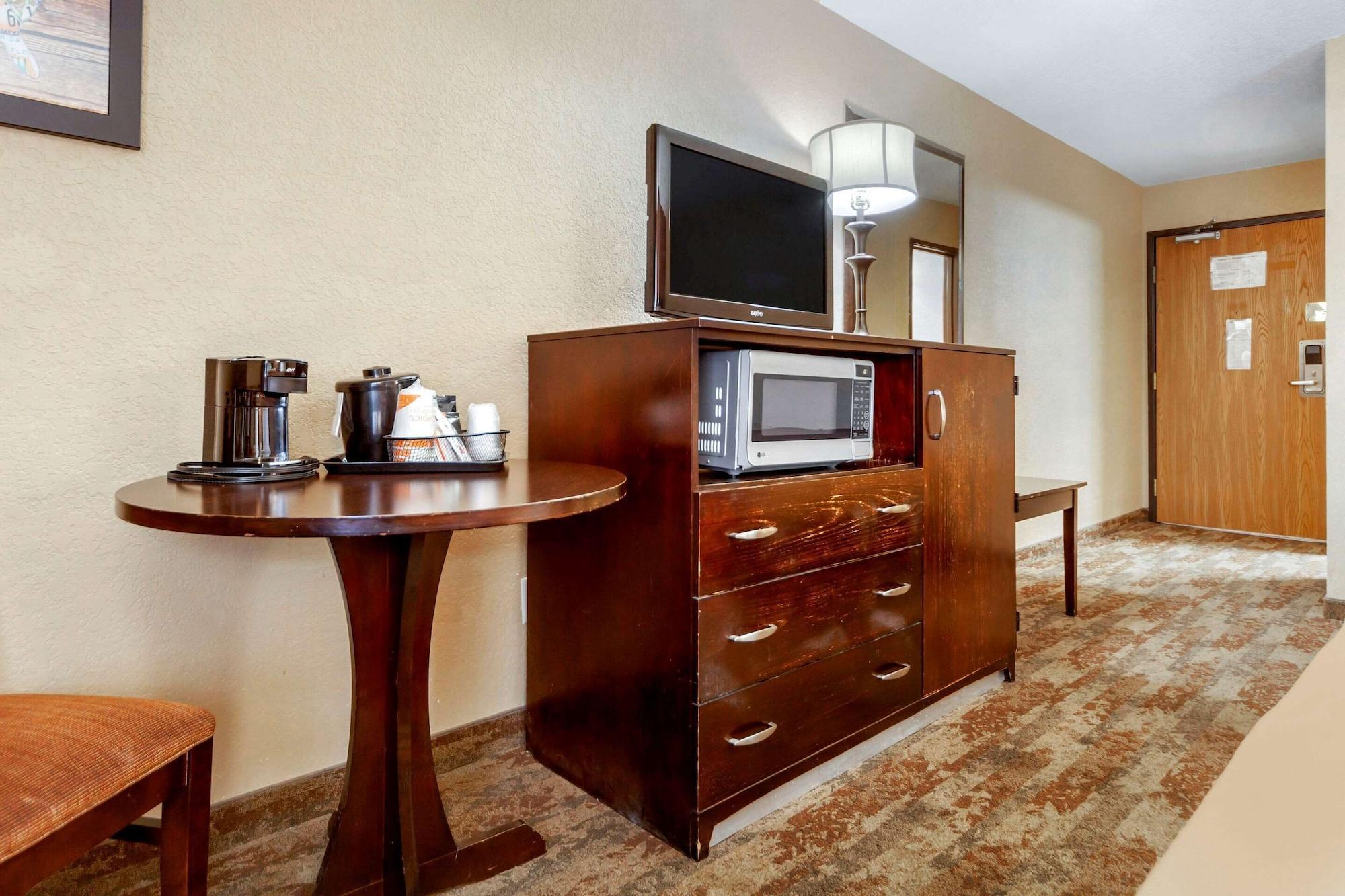 Econo Lodge Black Hills Рапид Сити Екстериор снимка