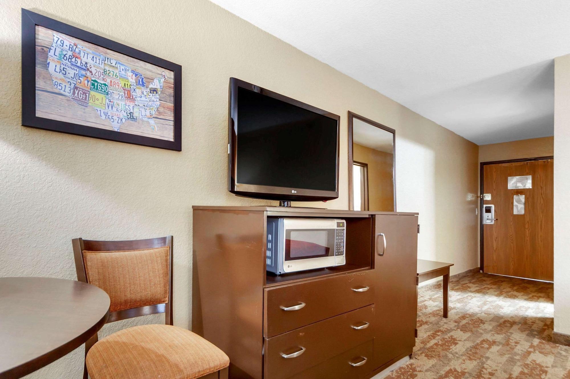 Econo Lodge Black Hills Рапид Сити Екстериор снимка
