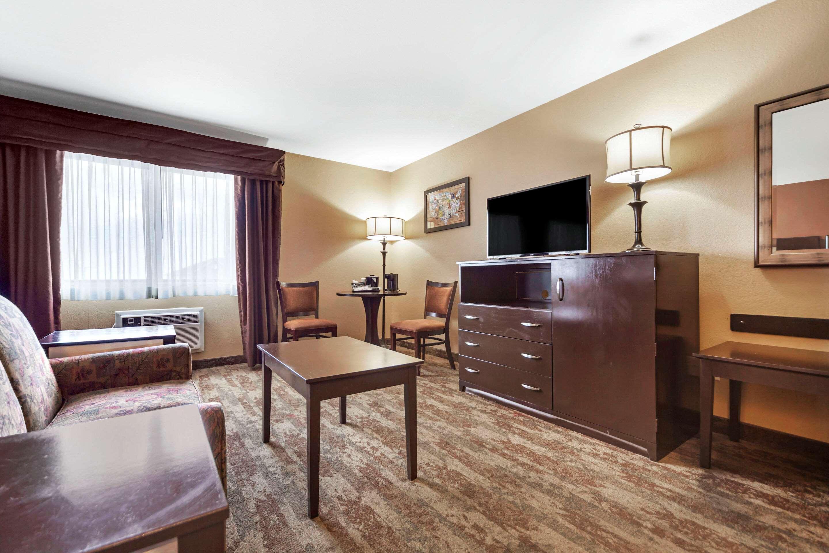 Econo Lodge Black Hills Рапид Сити Екстериор снимка