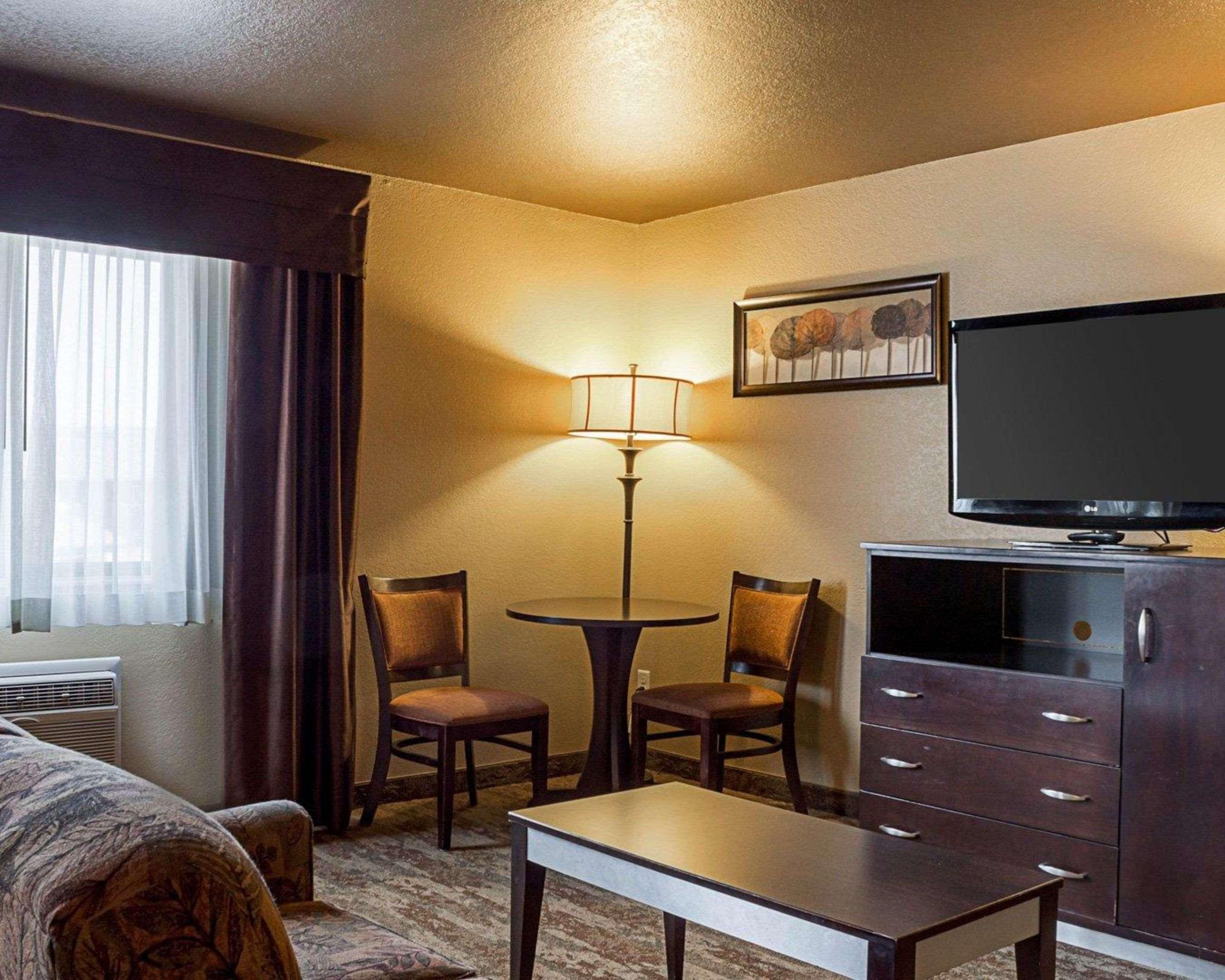 Econo Lodge Black Hills Рапид Сити Екстериор снимка