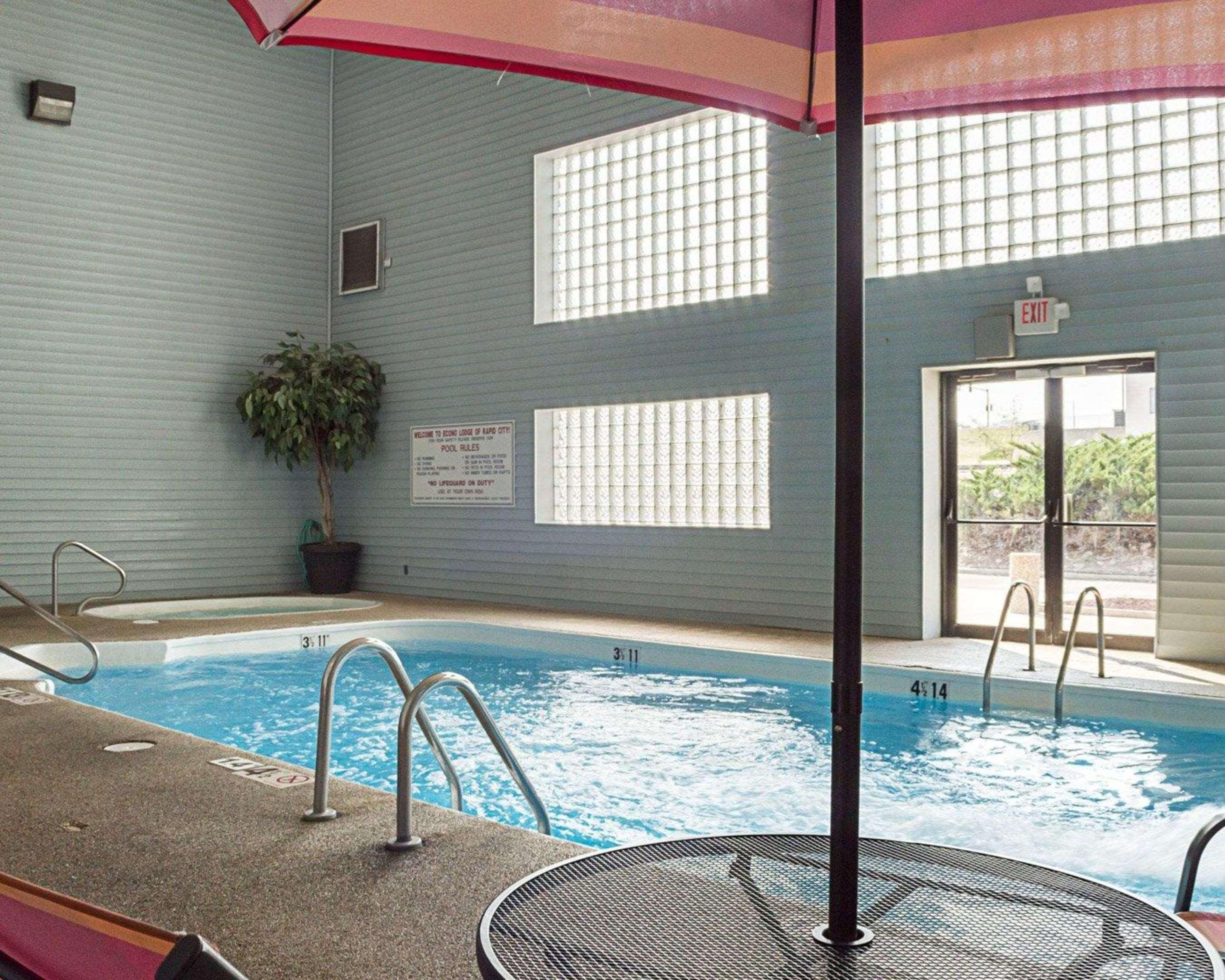 Econo Lodge Black Hills Рапид Сити Екстериор снимка